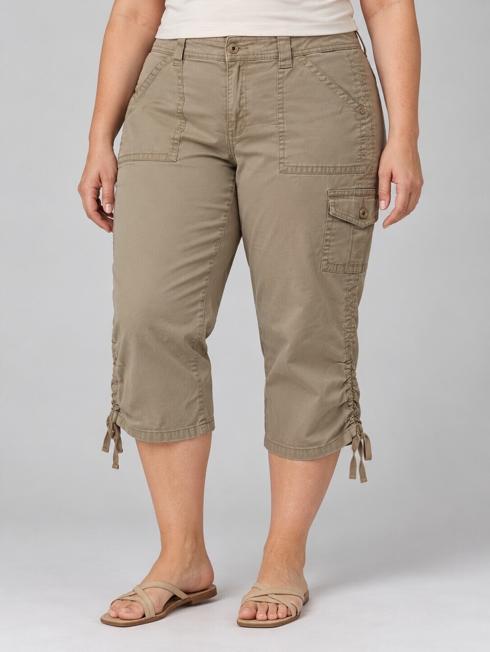 Gloria Vanderbilt Kacie Tan Cargo Capri Pants Size 16